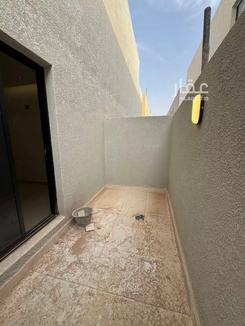 فيلا 6 غرف في الرمال 9