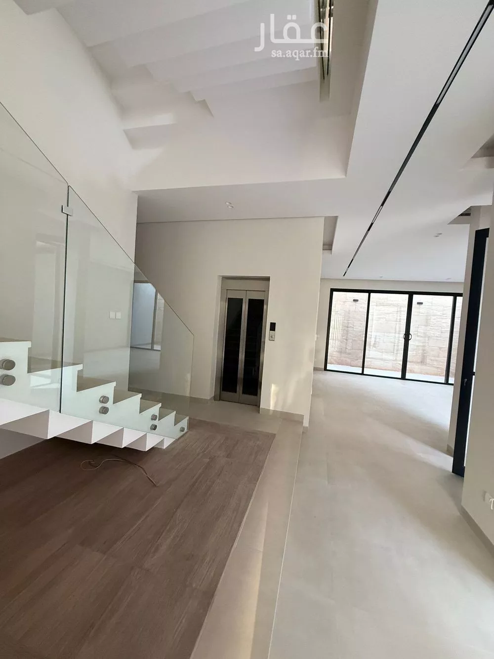 5 bedroom villa in Salah Ad Din 3