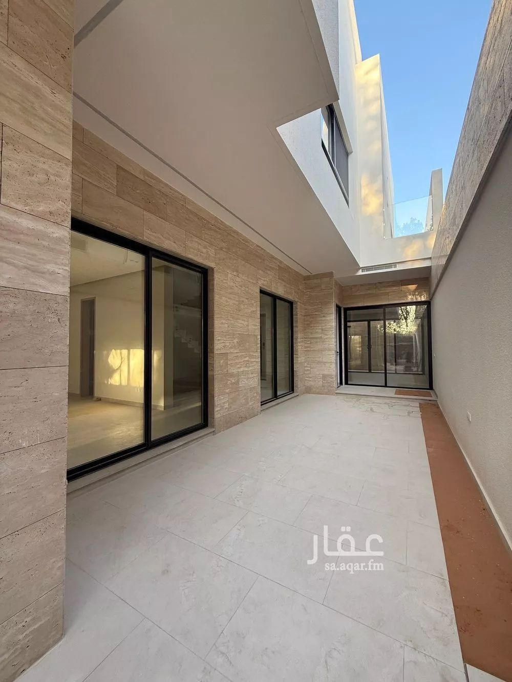 5 bedroom villa in Salah Ad Din 8