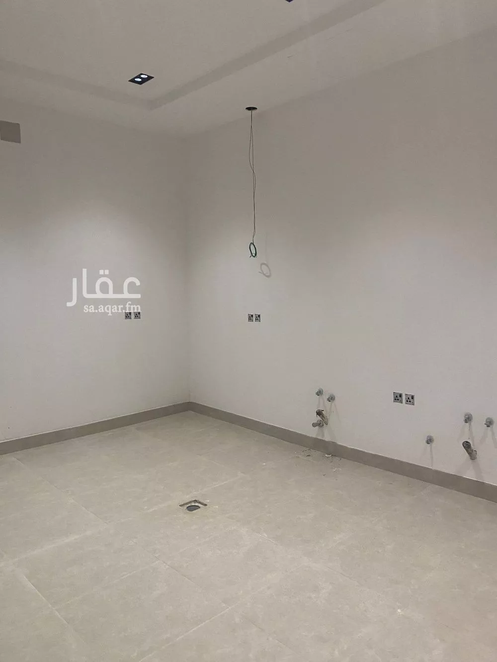 5 bedroom villa in Al Rimal 9