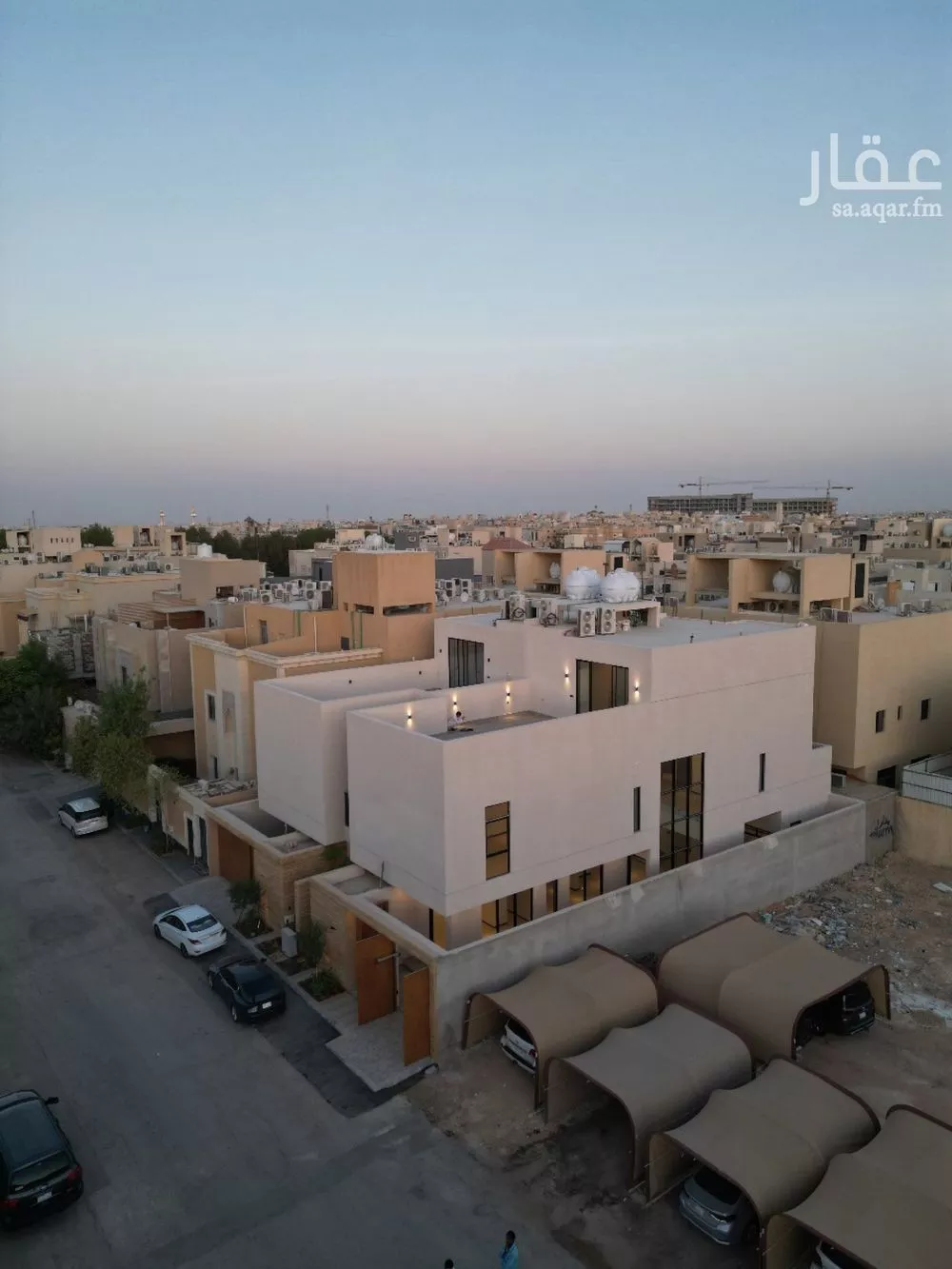6 bedroom villa in Al Aridh 2
