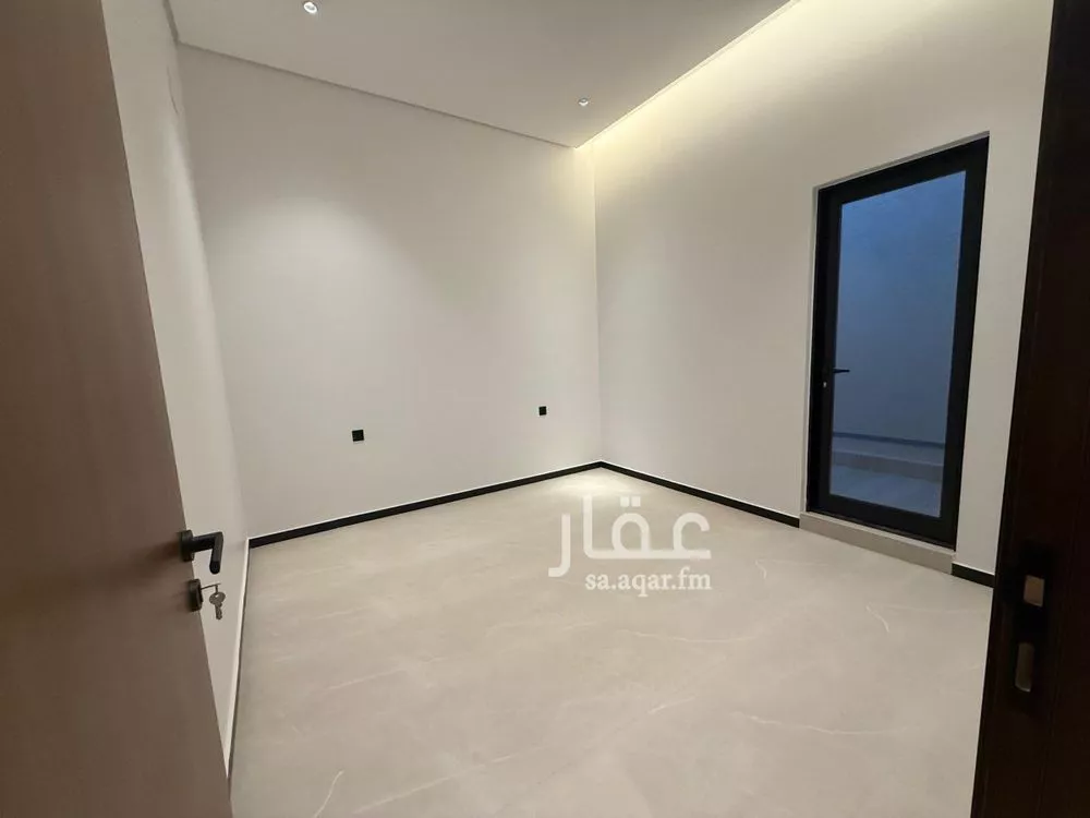 6 bedroom villa in Al Aridh 14