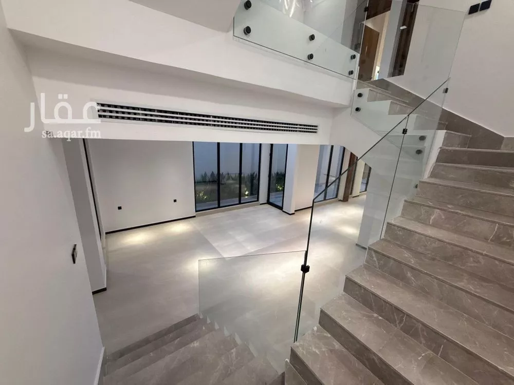 6 bedroom villa in Al Aridh 15