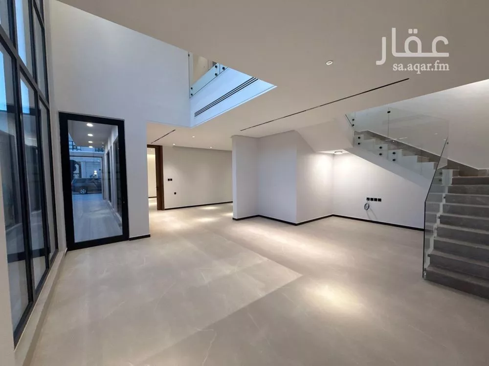 6 bedroom villa in Al Aridh 3