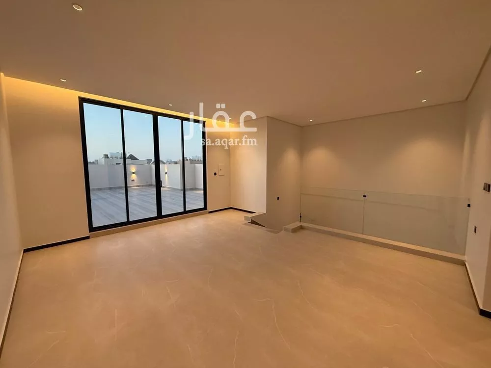 6 bedroom villa in Al Aridh 23