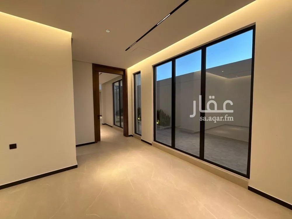 6 bedroom villa in Al Aridh 4