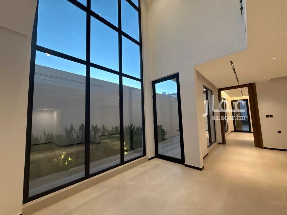 6 bedroom villa in Al Aridh 10