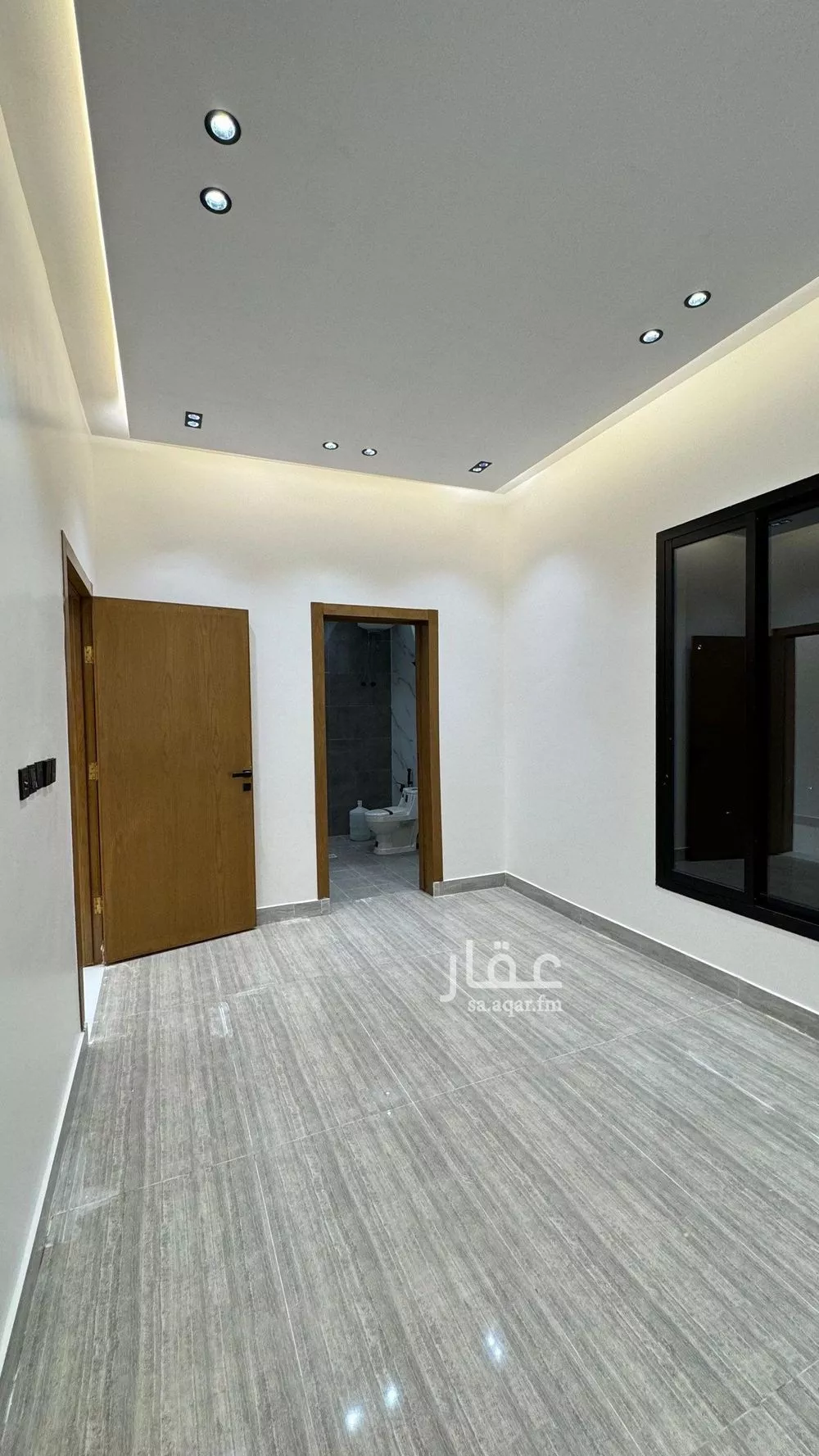 6 bedroom villa in Al Janadriyah 12