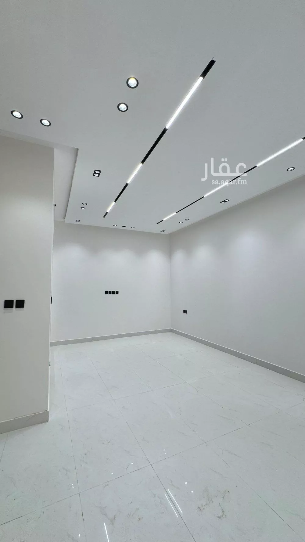 6 bedroom villa in Al Janadriyah 4