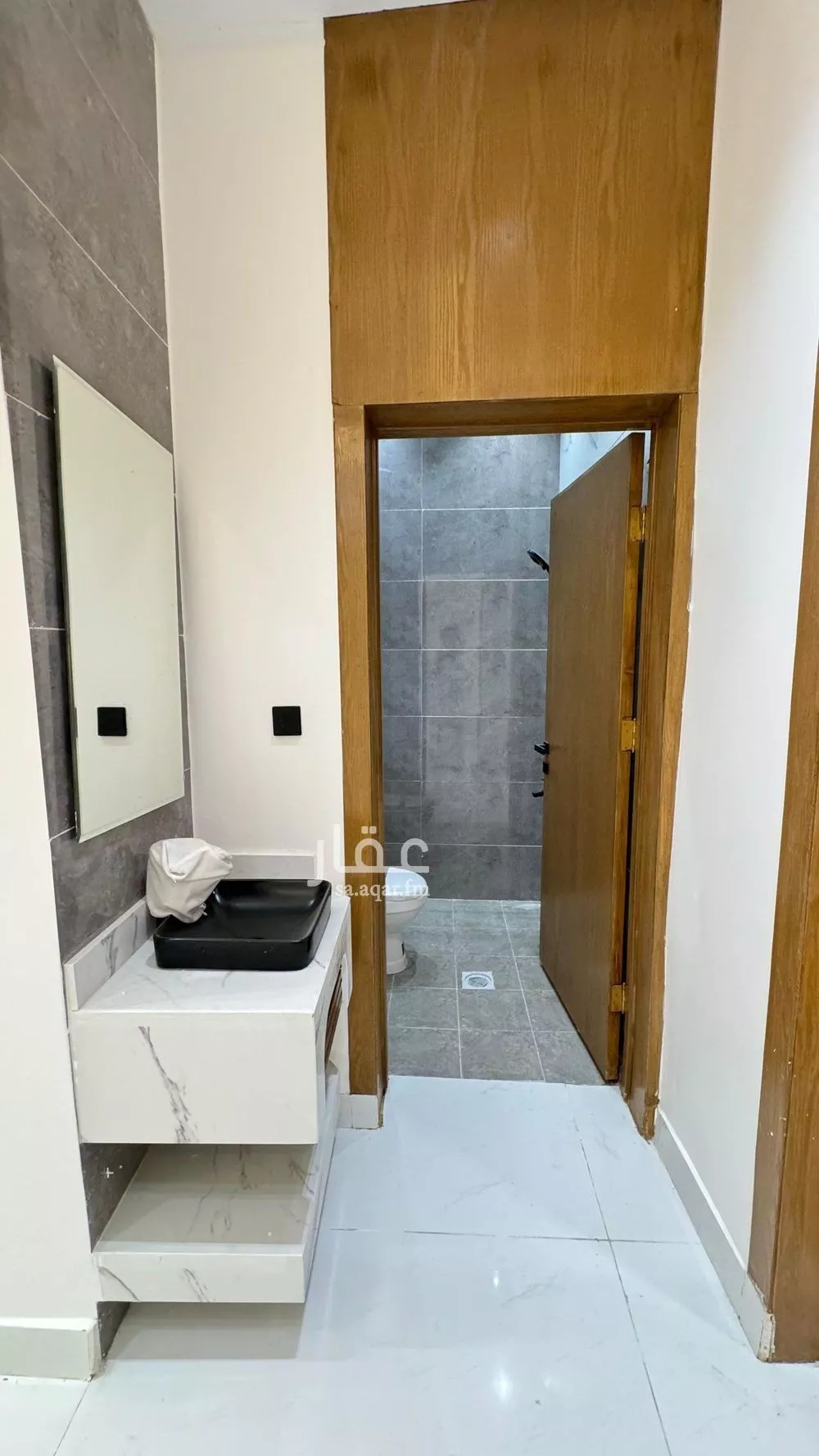 6 bedroom villa in Al Janadriyah 9