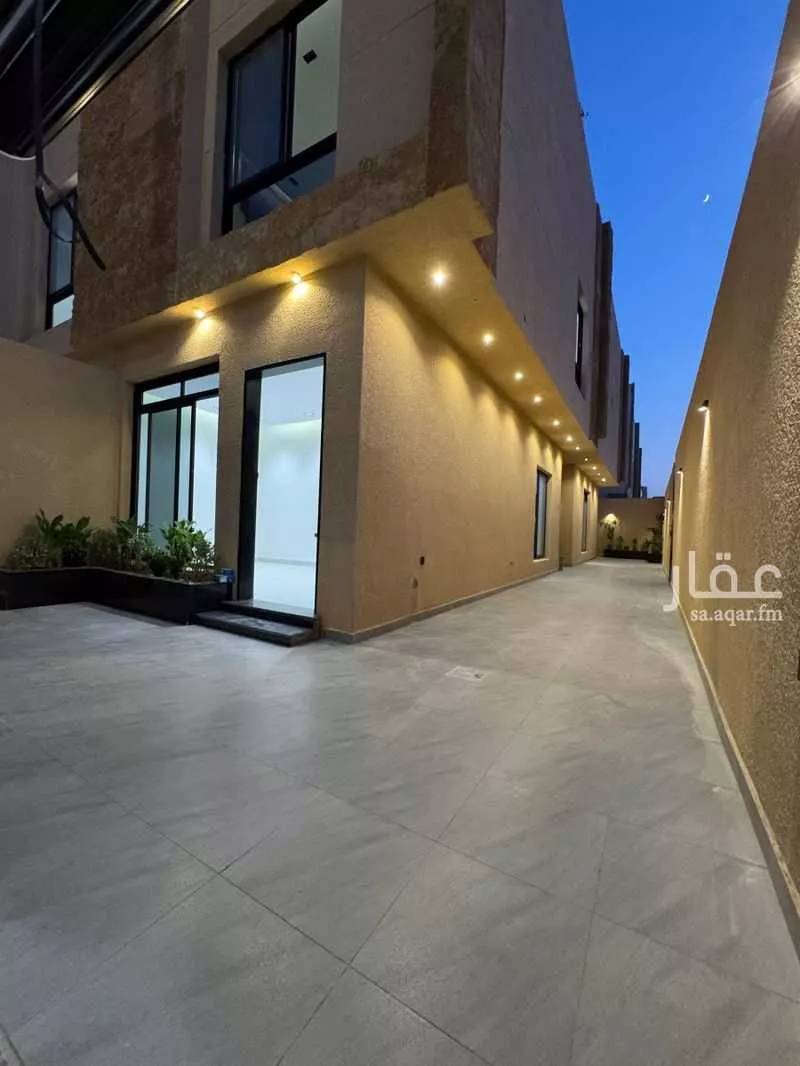 7 bedroom duplex in Al Rimal 2