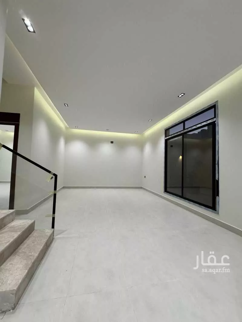 7 bedroom duplex in Al Rimal 13