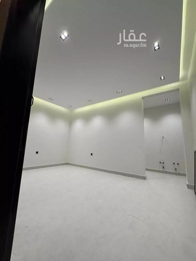 7 bedroom duplex in Al Rimal 4