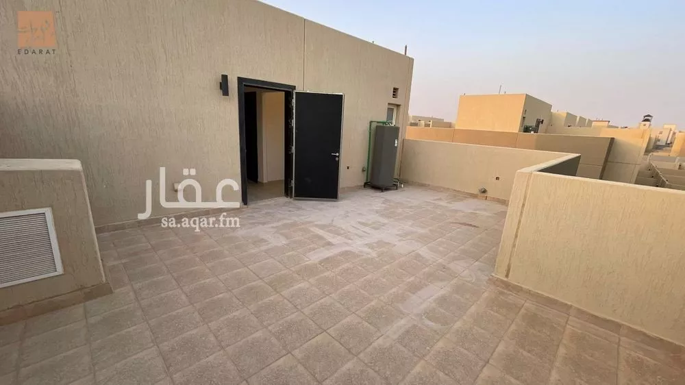 5 bedroom villa in Riyadh 8