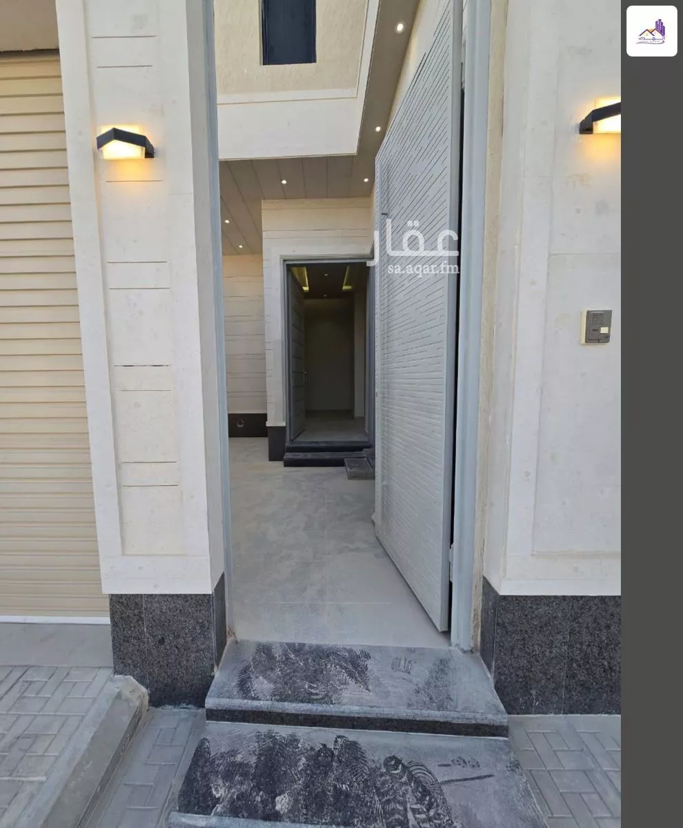 13 bedroom villa in Al Janadriyah 6