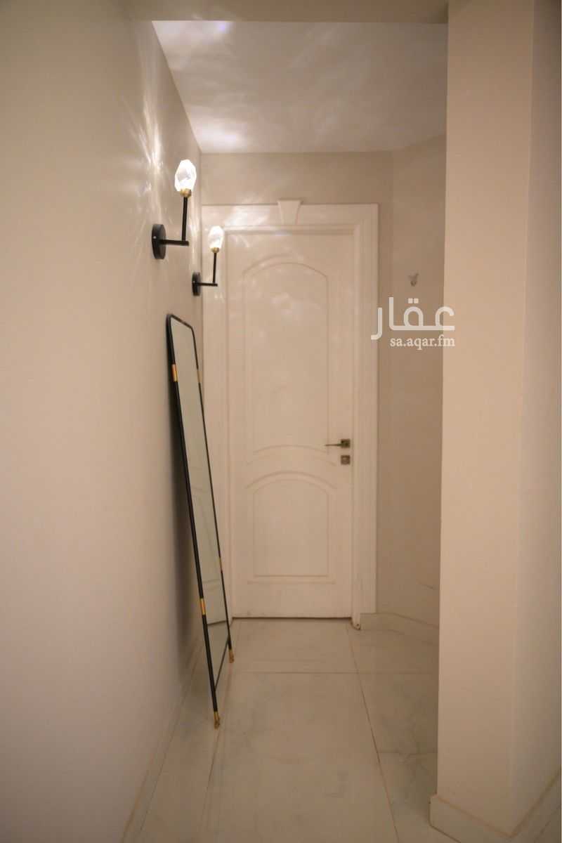 4 bedroom villa in Al Shati, Jeddah 12