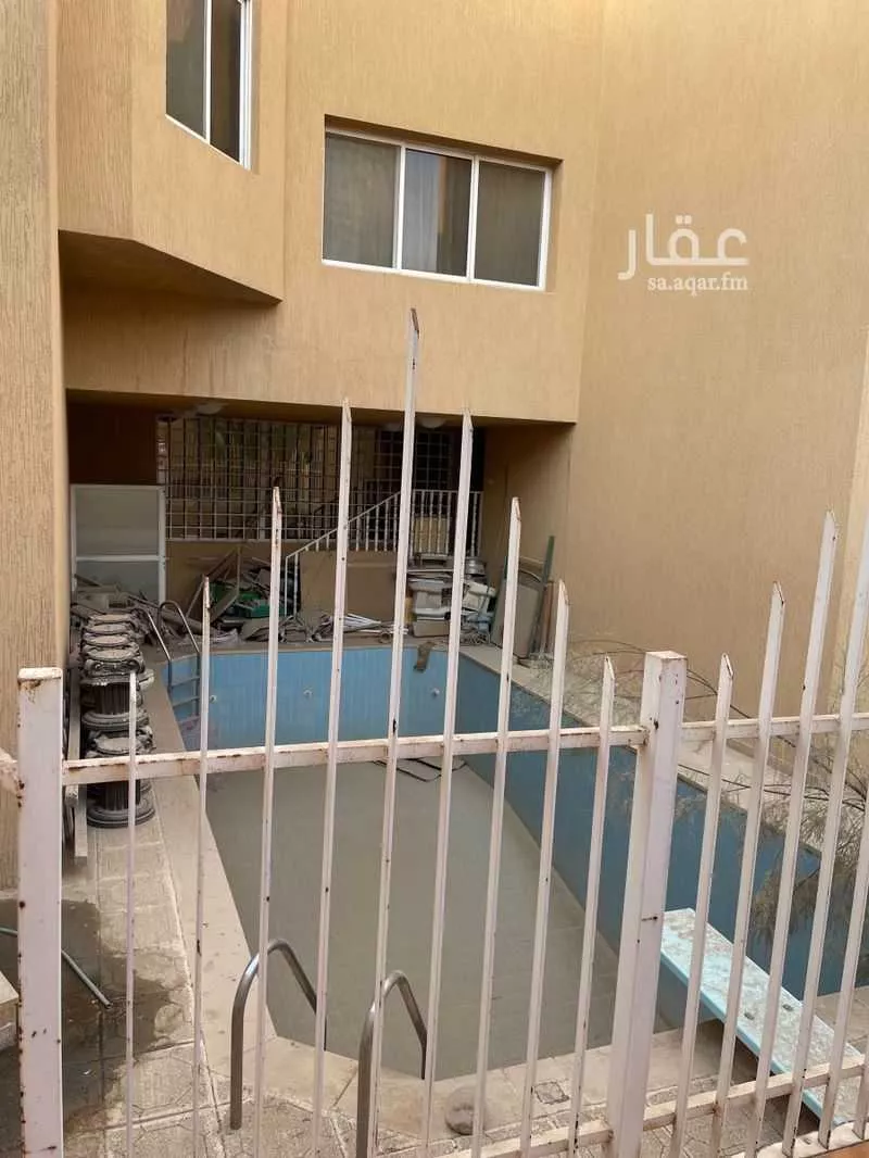 فيلا 6 غرف في التعاون 6