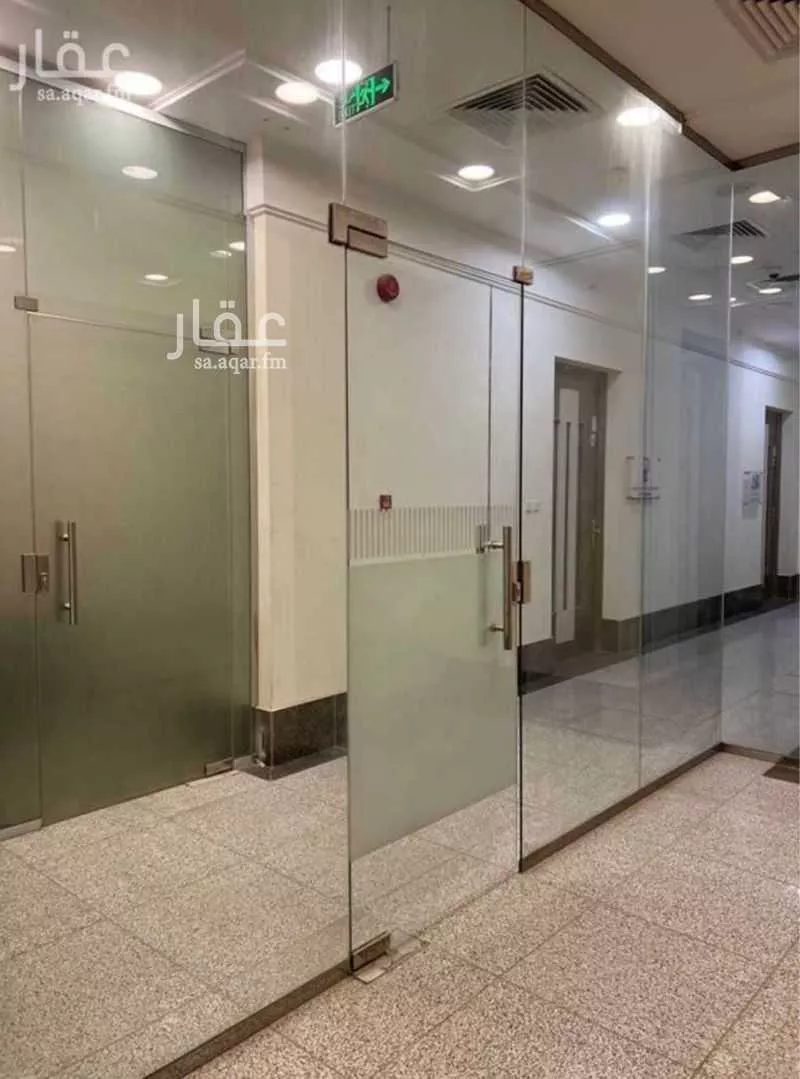 عقار 2 غرف في الملك فهد، الرياض 4