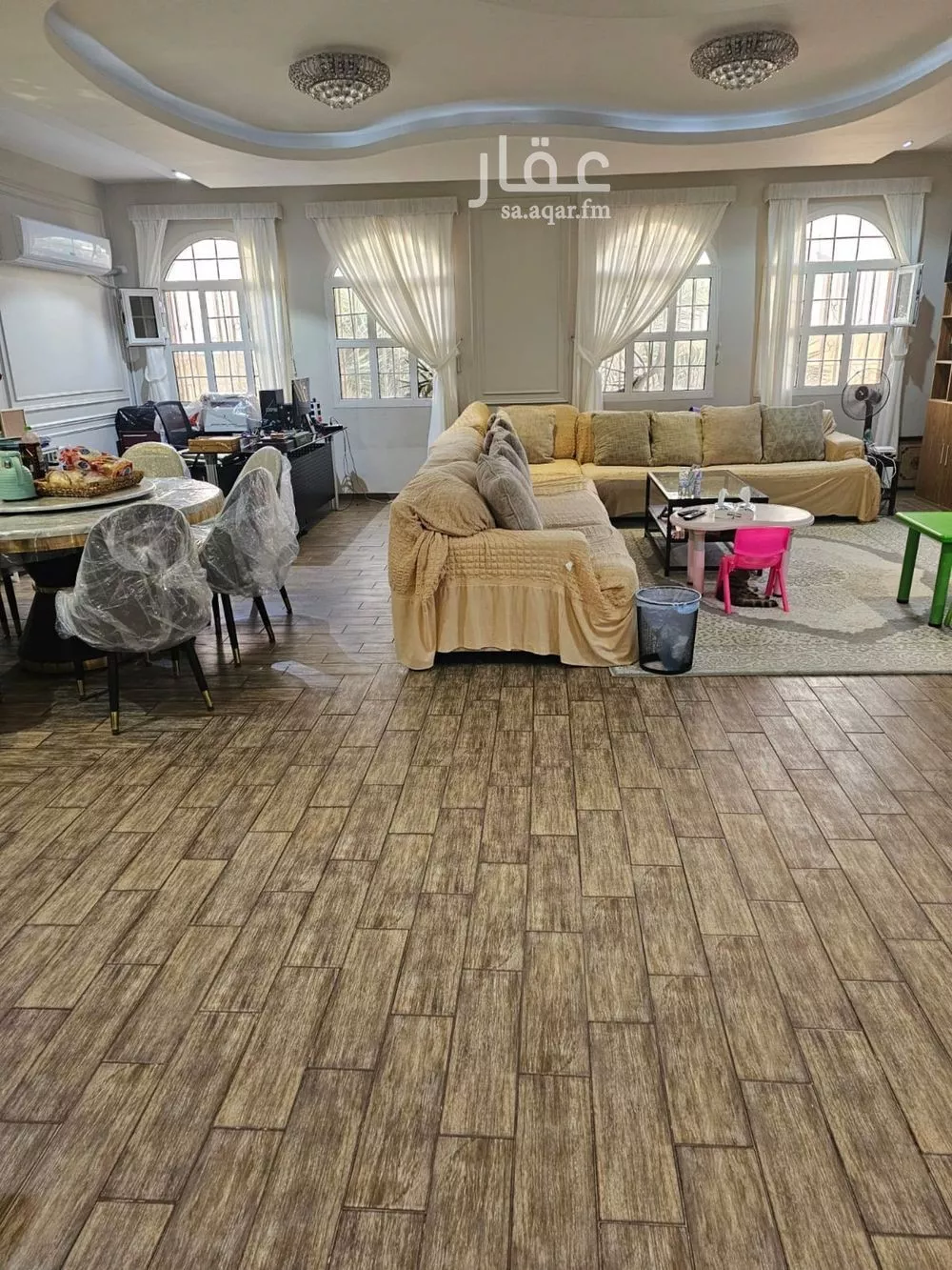 10 bedroom villa in Al Khaleej 10