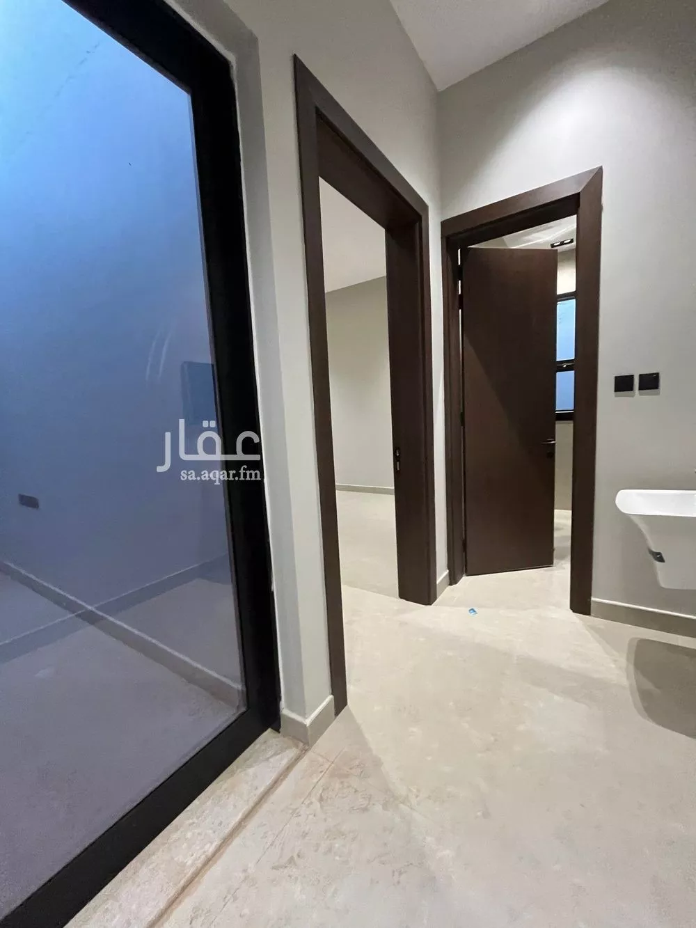 فيلا 4 غرف في الرمال 20