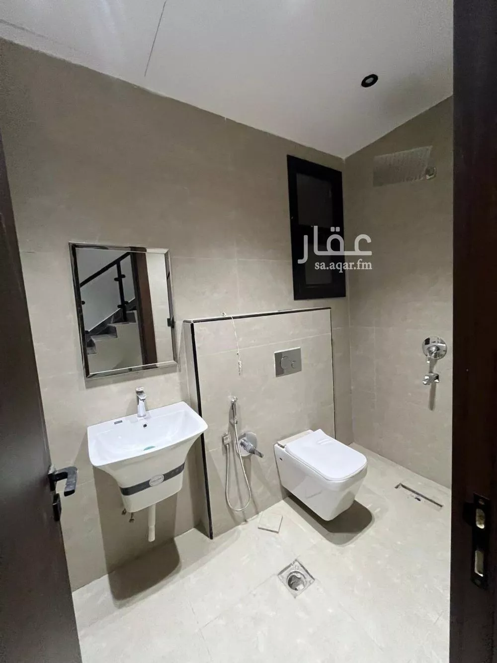 4 bedroom villa in Al Rimal 11