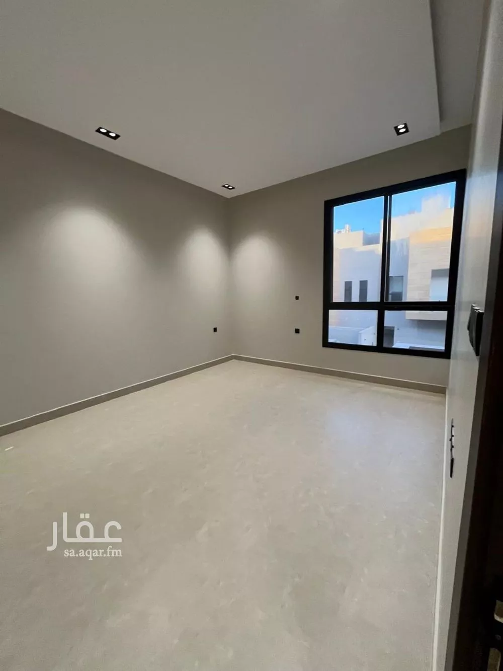 4 bedroom villa in Al Rimal 12