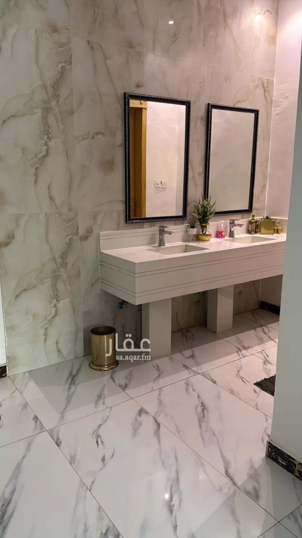 فيلا 4 غرف في الرمال 2