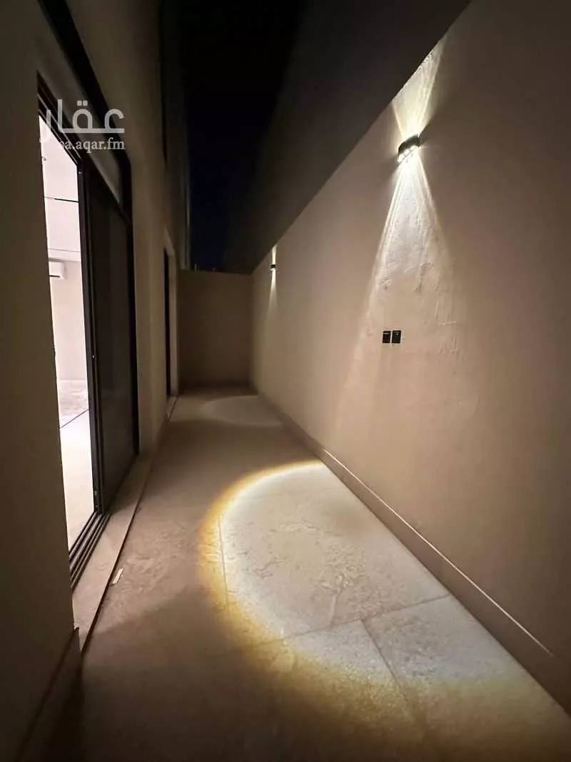 فيلا 3 غرف في العارض 18