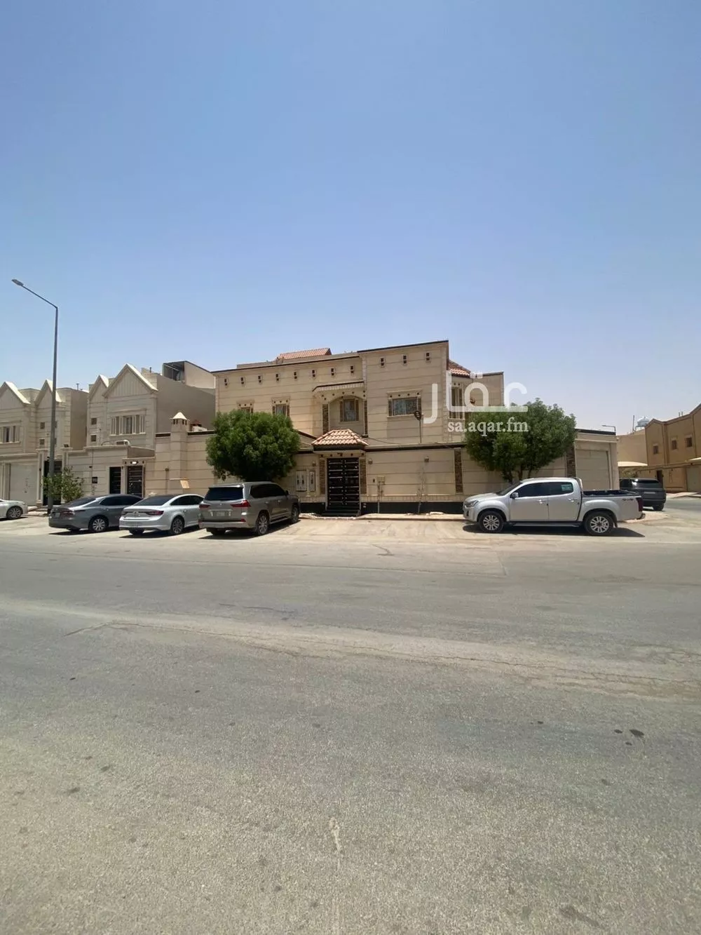 فيلا 9 غرف في المونسية 2