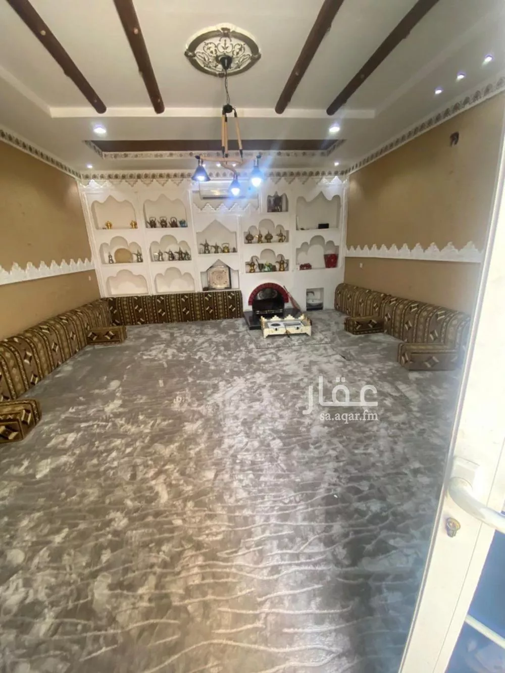 فيلا 9 غرف في المونسية 6