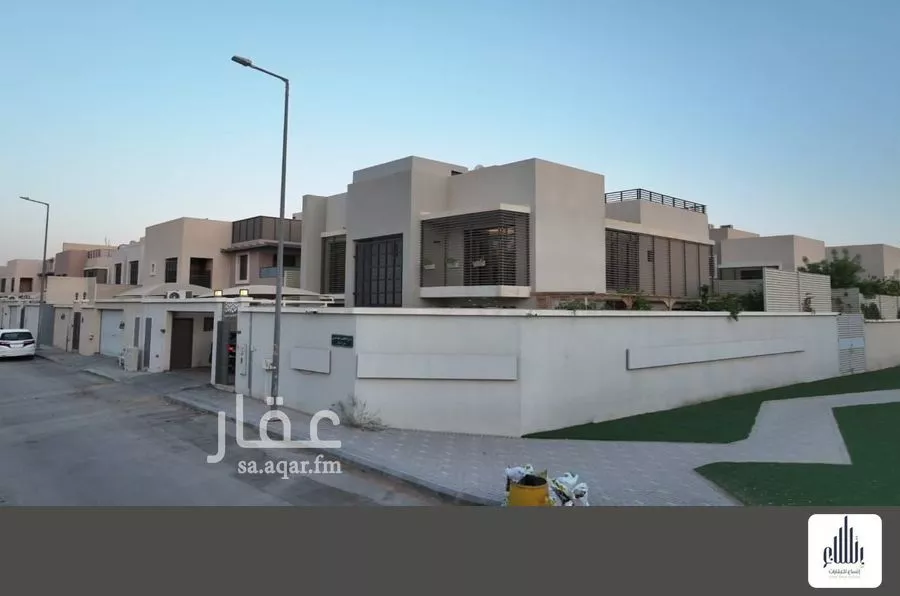 4 bedroom villa in Al Rimal 3