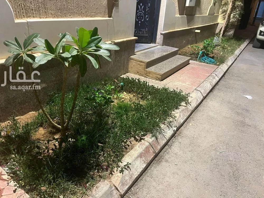 9 bedroom villa in Qurtubah 7