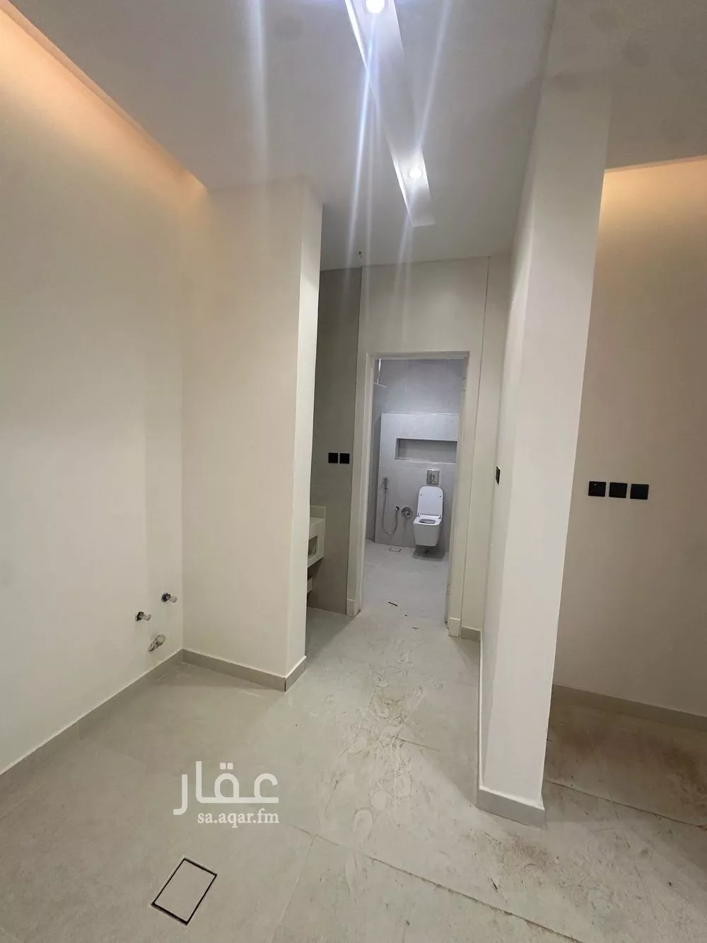 فيلا 5 غرف في طويق 22