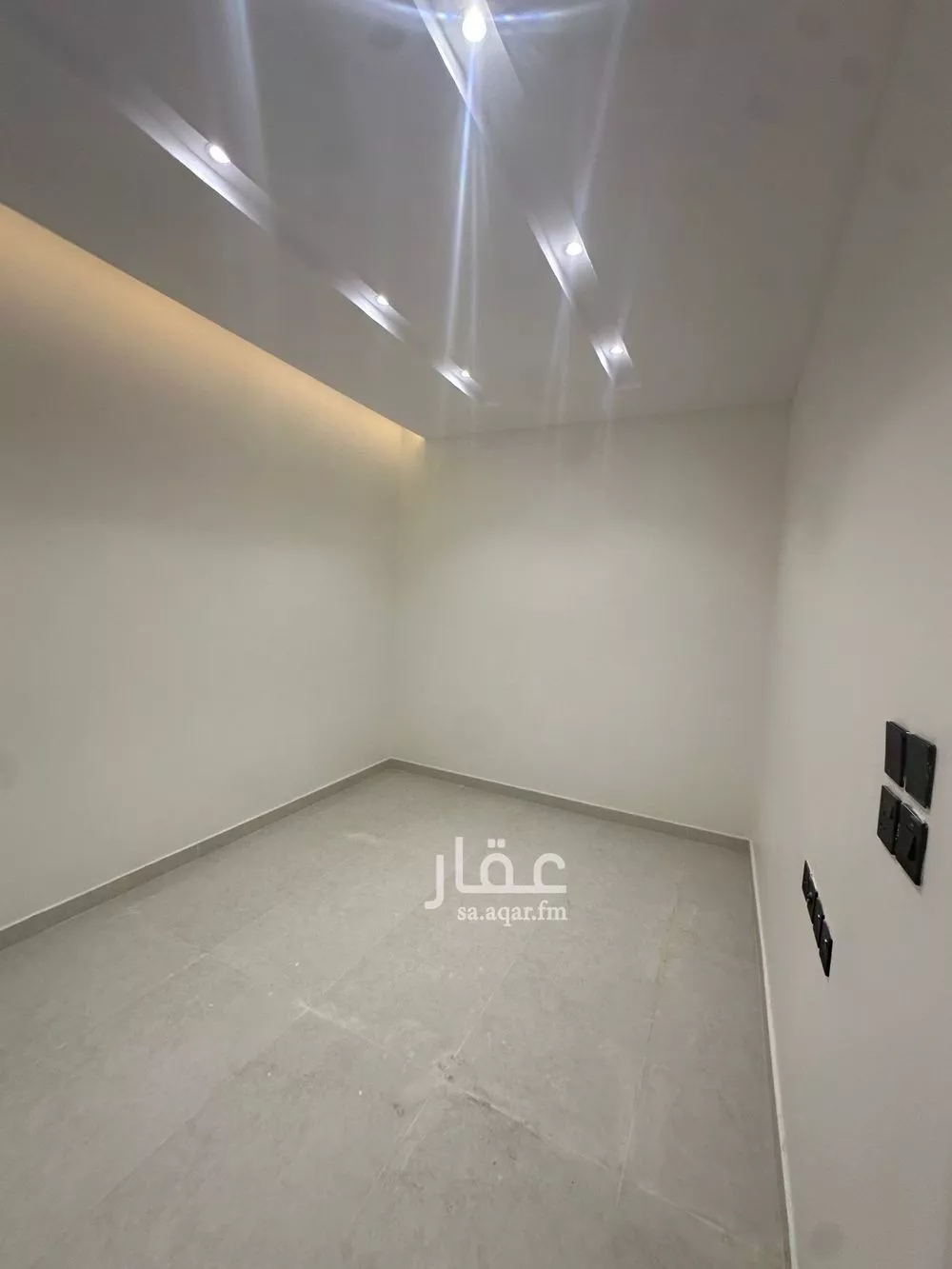 فيلا 5 غرف في طويق 24