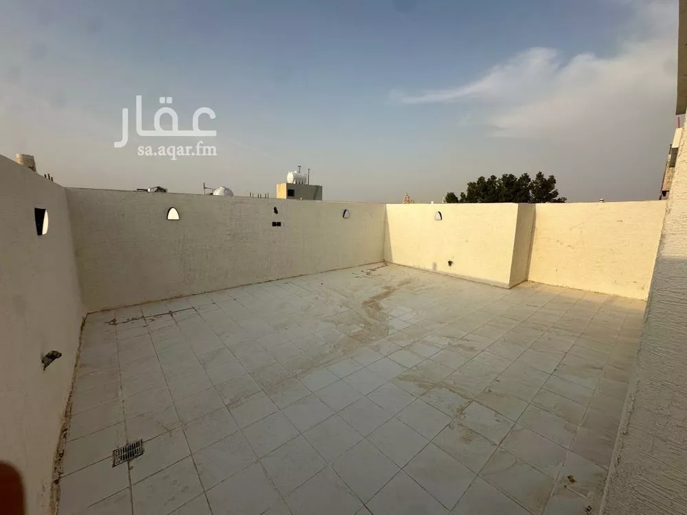 فيلا 5 غرف في طويق 27