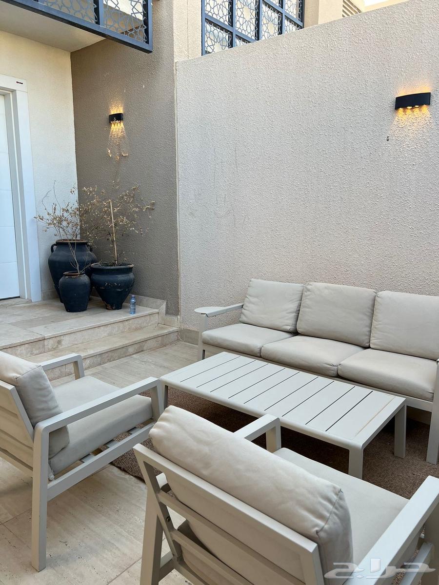9 bedroom villa in Al Rimal 9