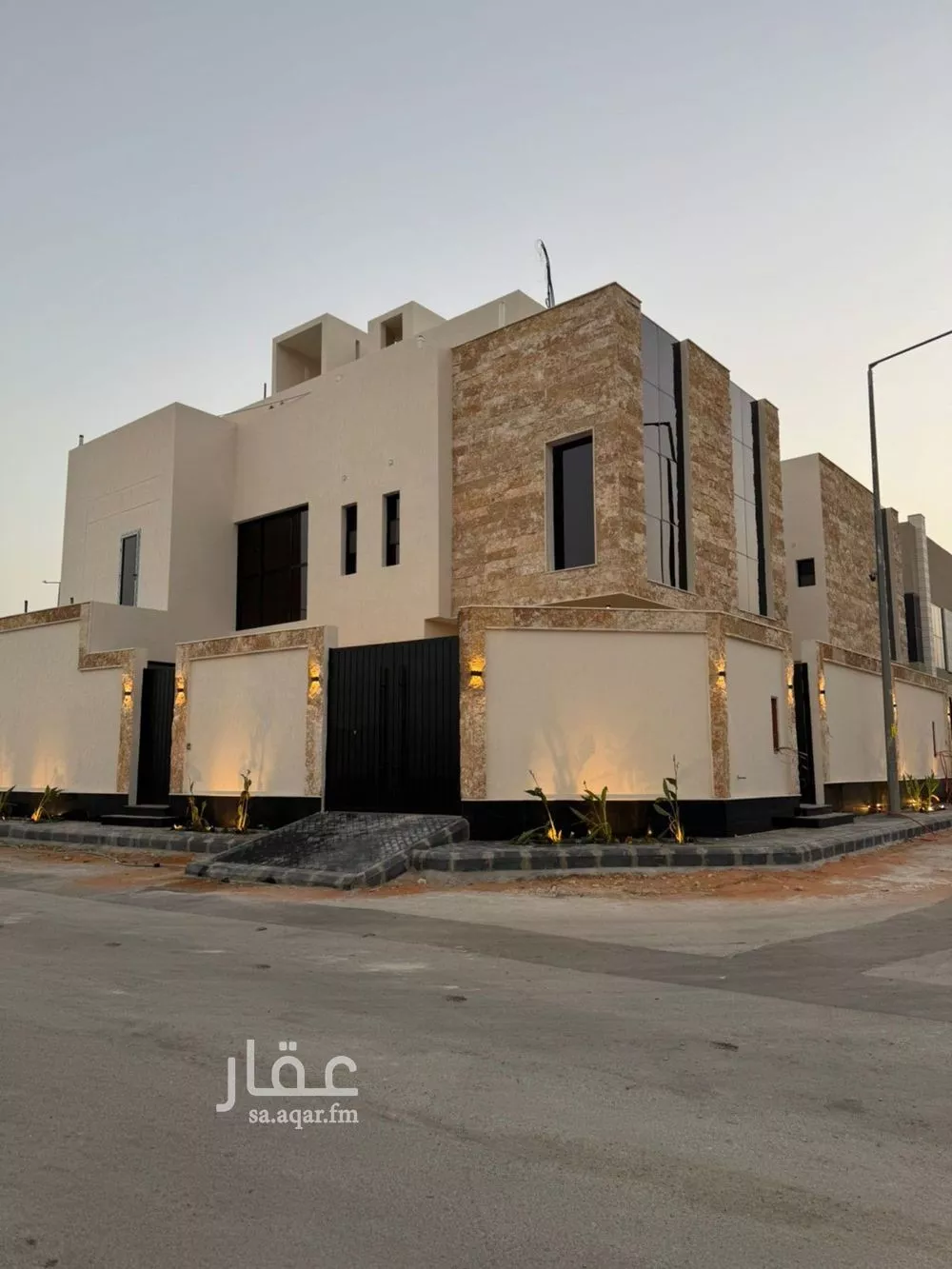 5 bedroom villa in Al Narjis 3