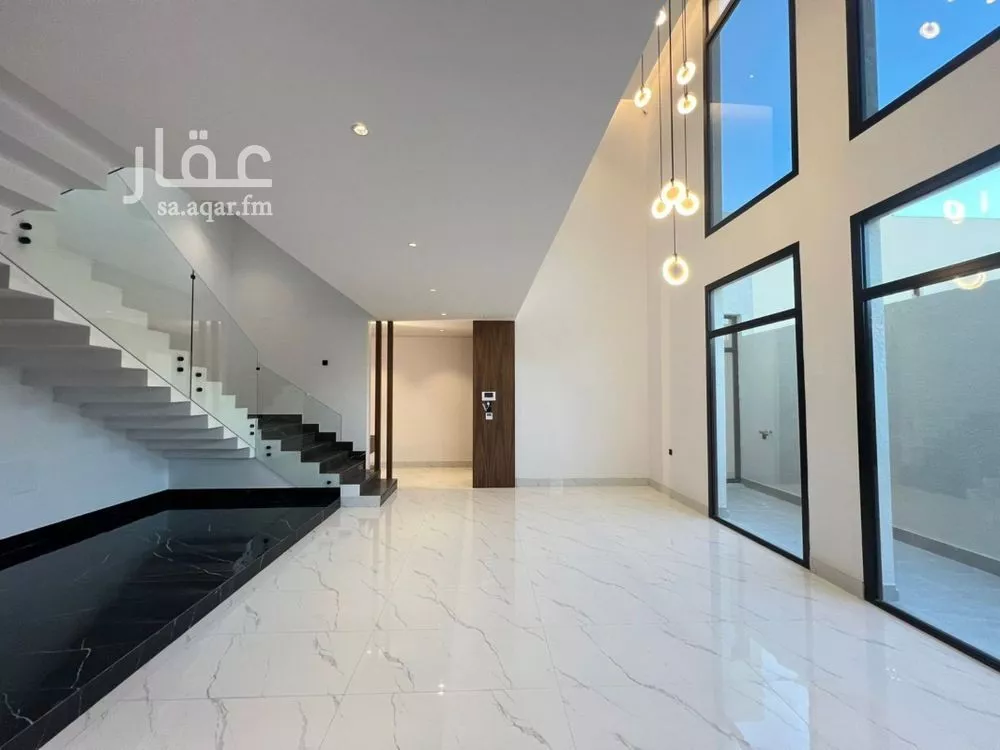 5 bedroom villa in Al Narjis 9