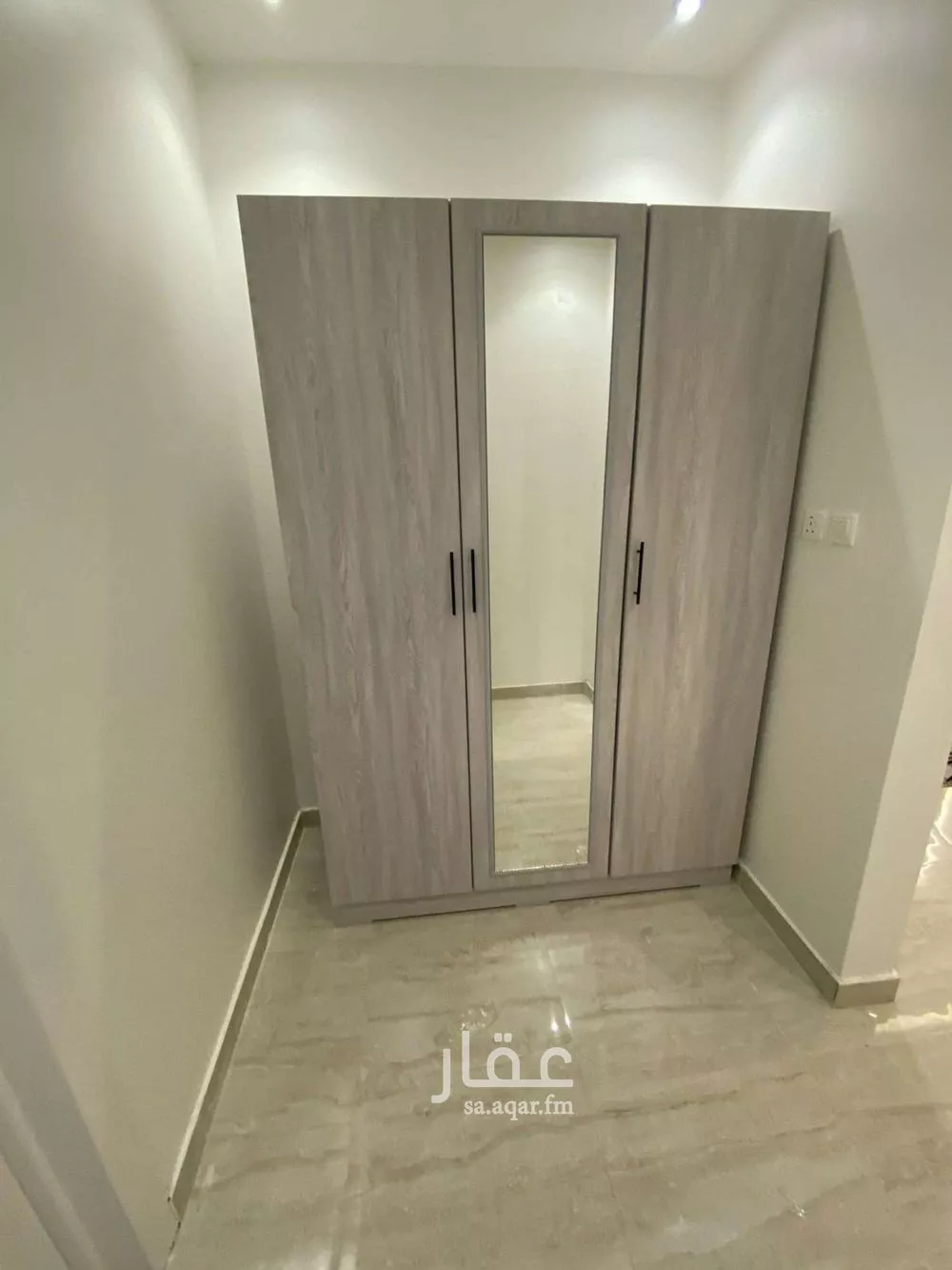فيلا 6 غرف في العزيزية 10
