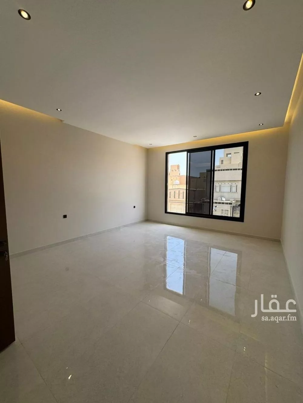 شقة 6 غرف في ظهرة نمار 7