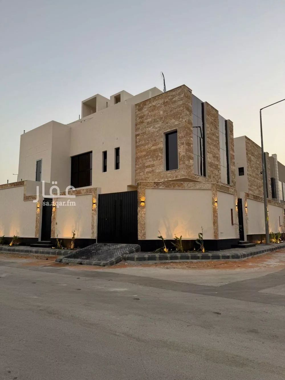 4 bedroom villa in Al Narjis 3
