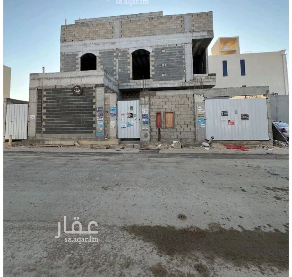 4 bedroom villa in Al Narjis 6