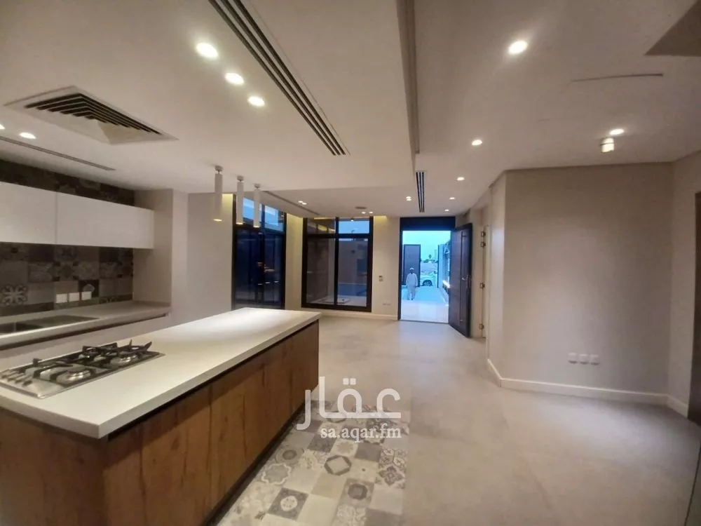 4 bedroom villa in Al Aridh 21