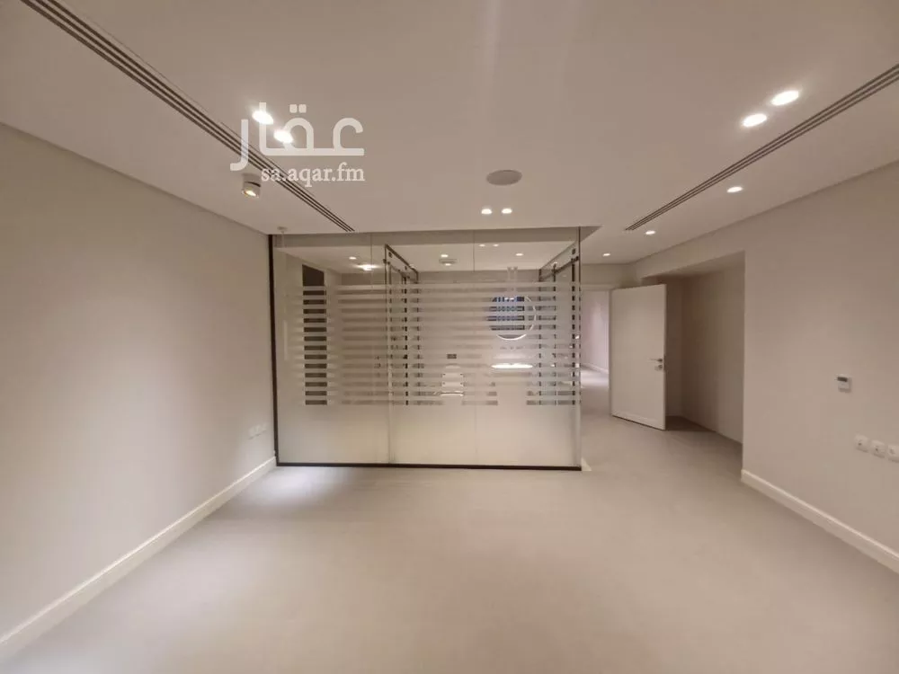 4 bedroom villa in Al Aridh 10
