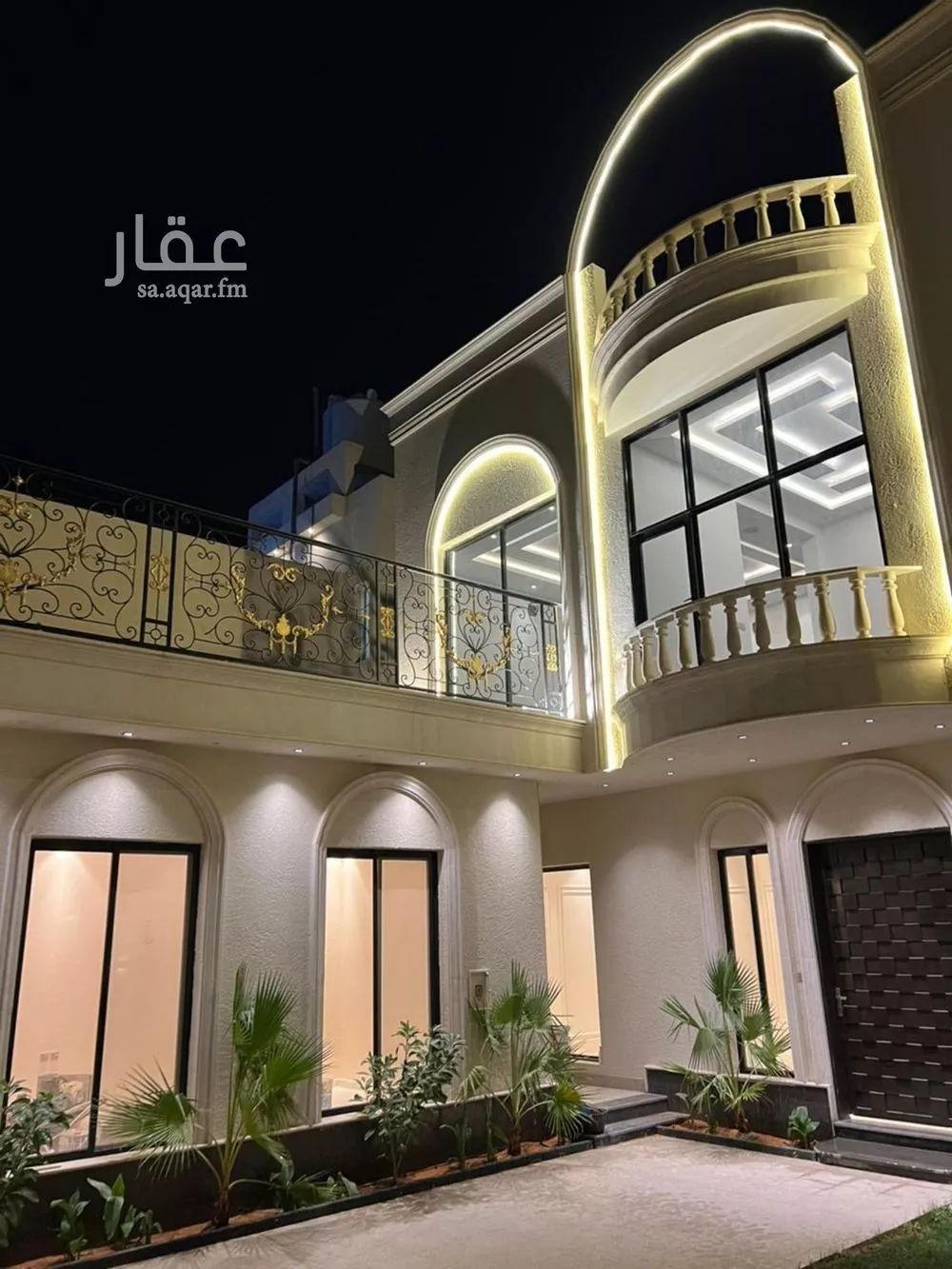 5 bedroom villa in Al Narjis 5