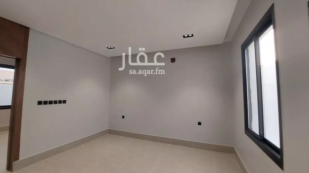 5 bedroom villa in Okaz 2
