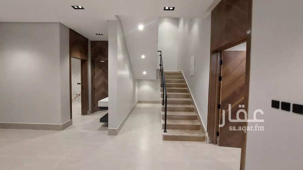 5 bedroom villa in Okaz 8