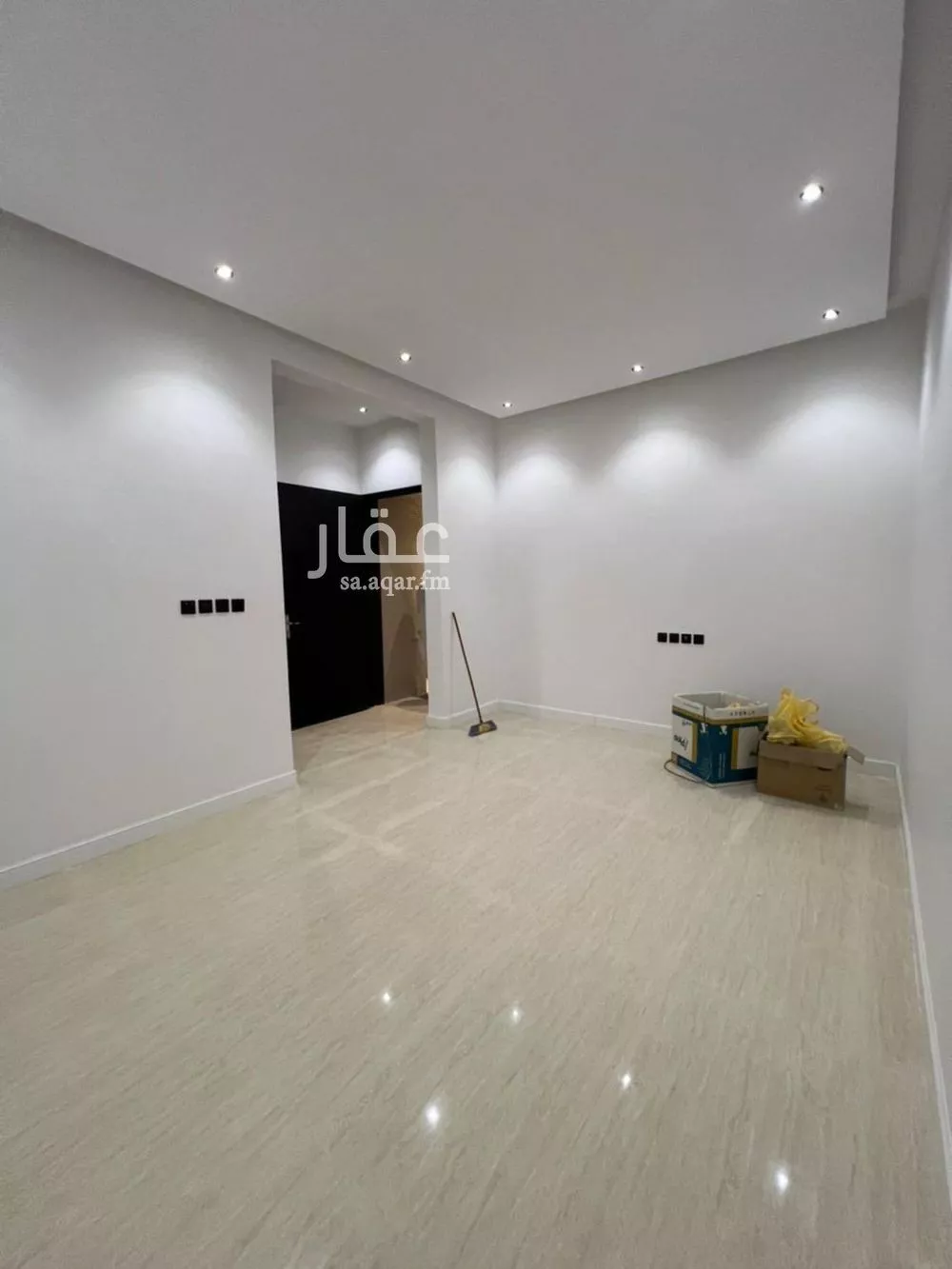 فيلا 6 غرف في طويق 7