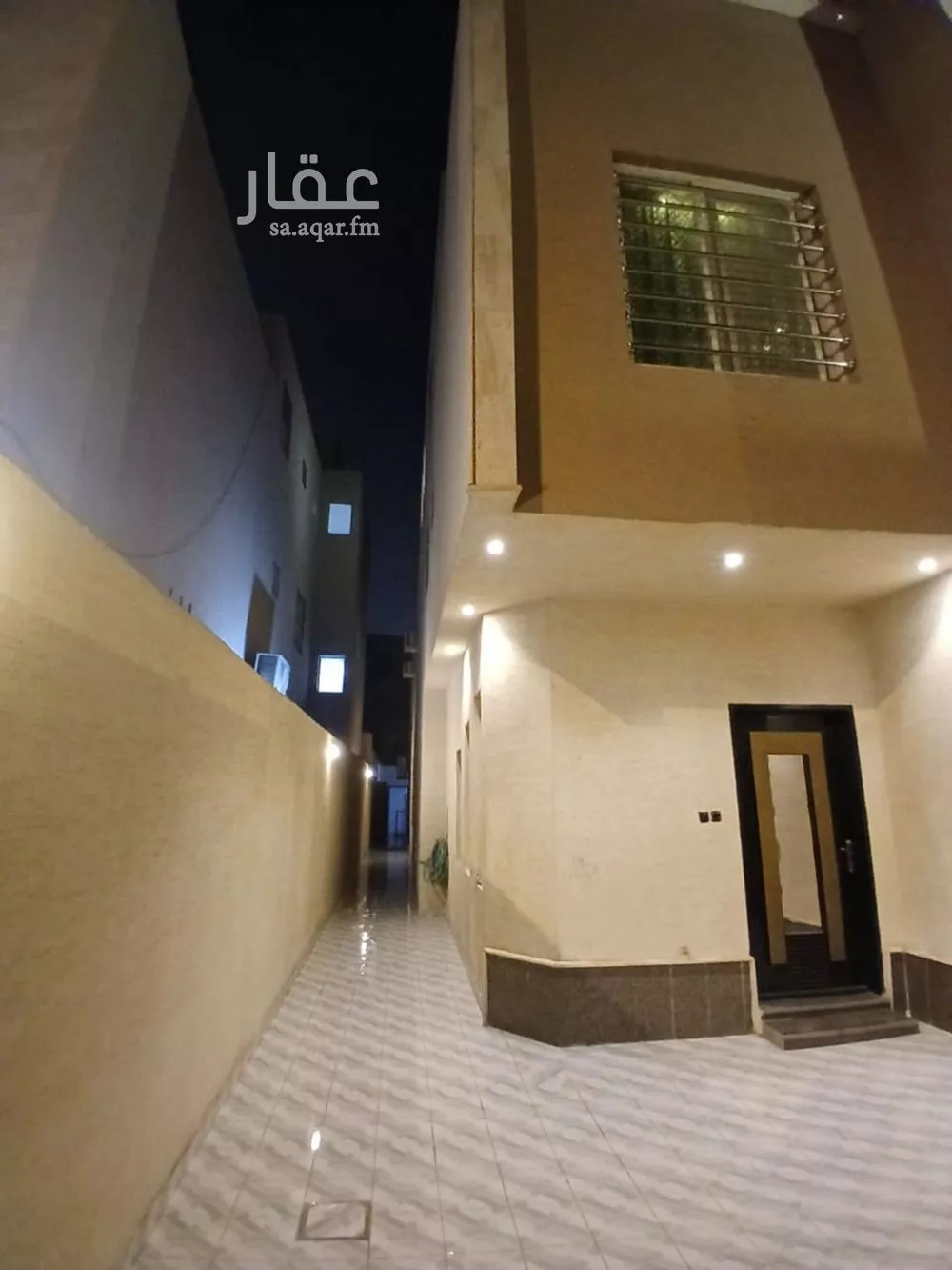 فيلا 15 غرف في الرمال 6