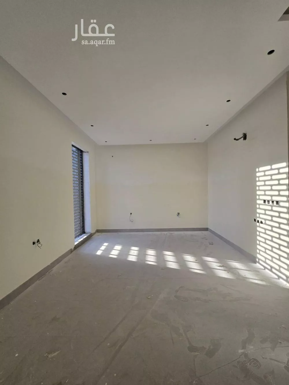 4 bedroom villa in Al Yarmouk 8